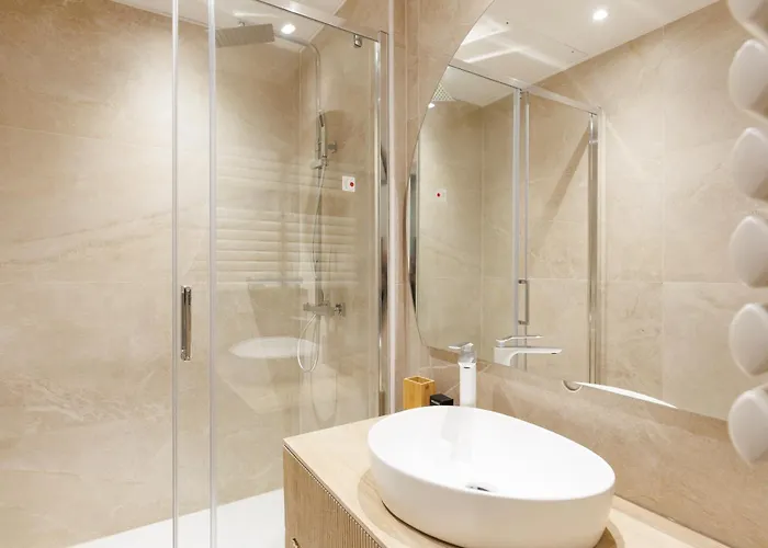 Palais Miramar Yourhosthelper