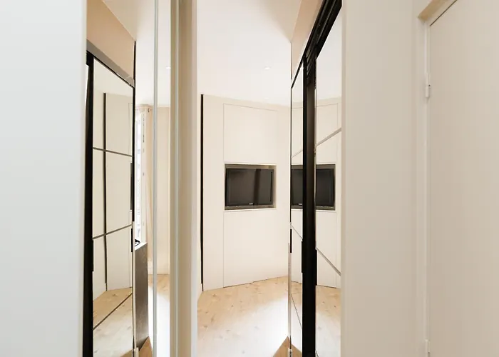 Palais Miramar Yourhosthelper Cannes